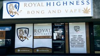 tobacco supplier edmonton Royal Highness Bong & Vape