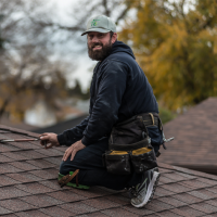 roofing contractor edmonton Rapid Roofing & Repairs Inc.